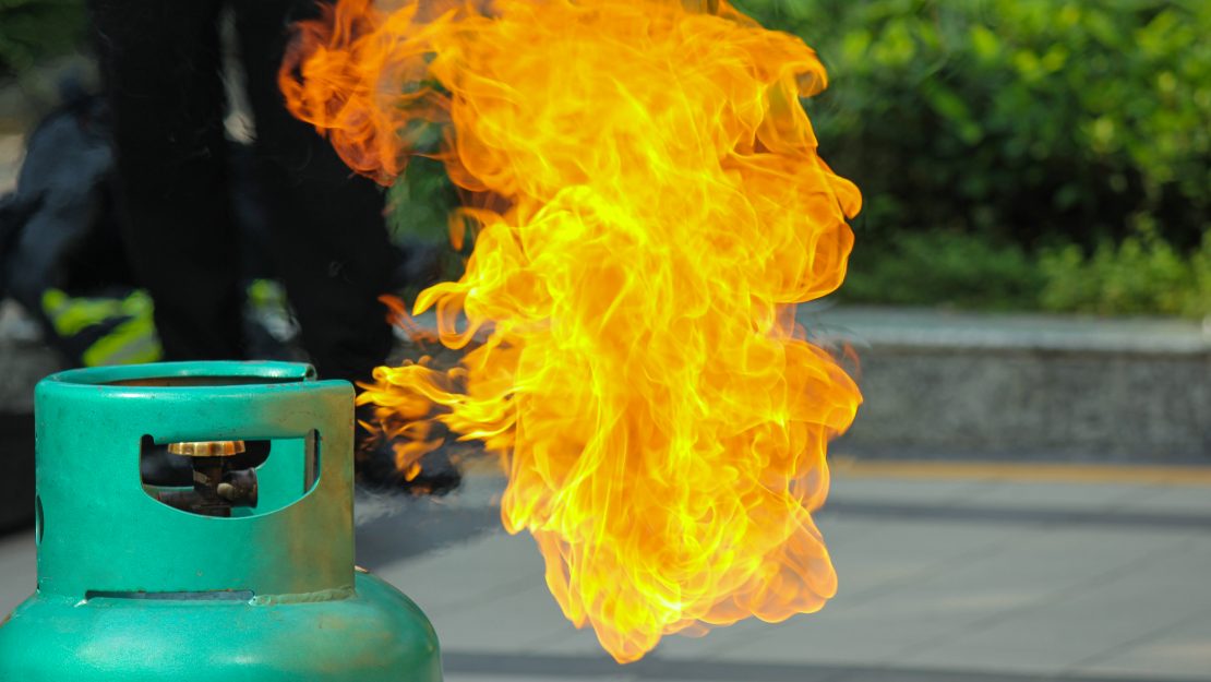 История о взрыве газового баллона в кафе на федеральной трассе «Кавказ» в Кочубеевском округе края 17 января, в результате которого пострадали три работника, один из которых получил тяжелую травму,  имеет продолжение